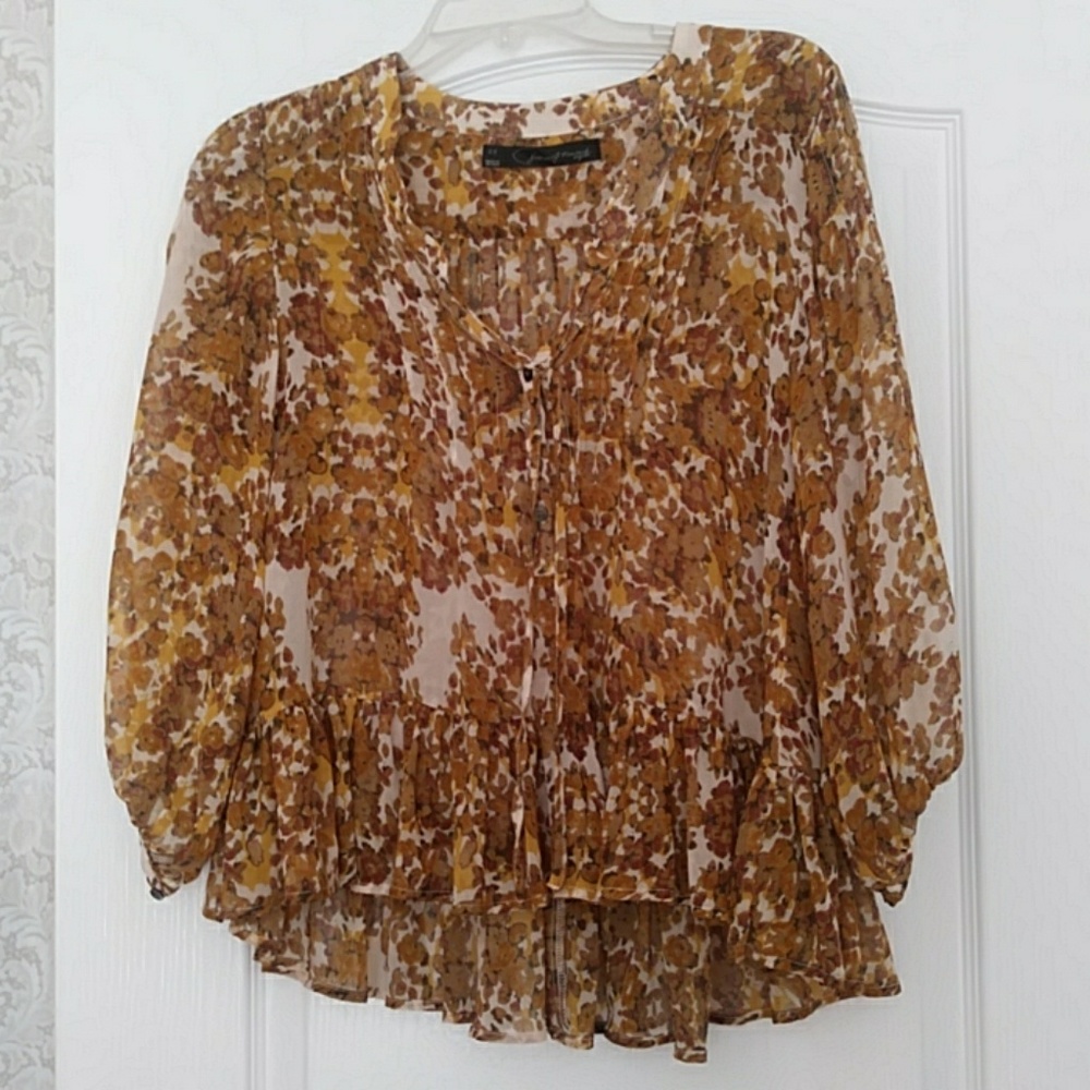 Fulshear Patterson J Kincaid top in creams mustard